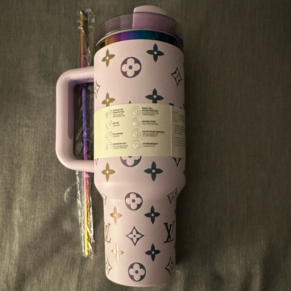 Designer 40oz Stanley NEW IN BOX - Picture 5 of 7